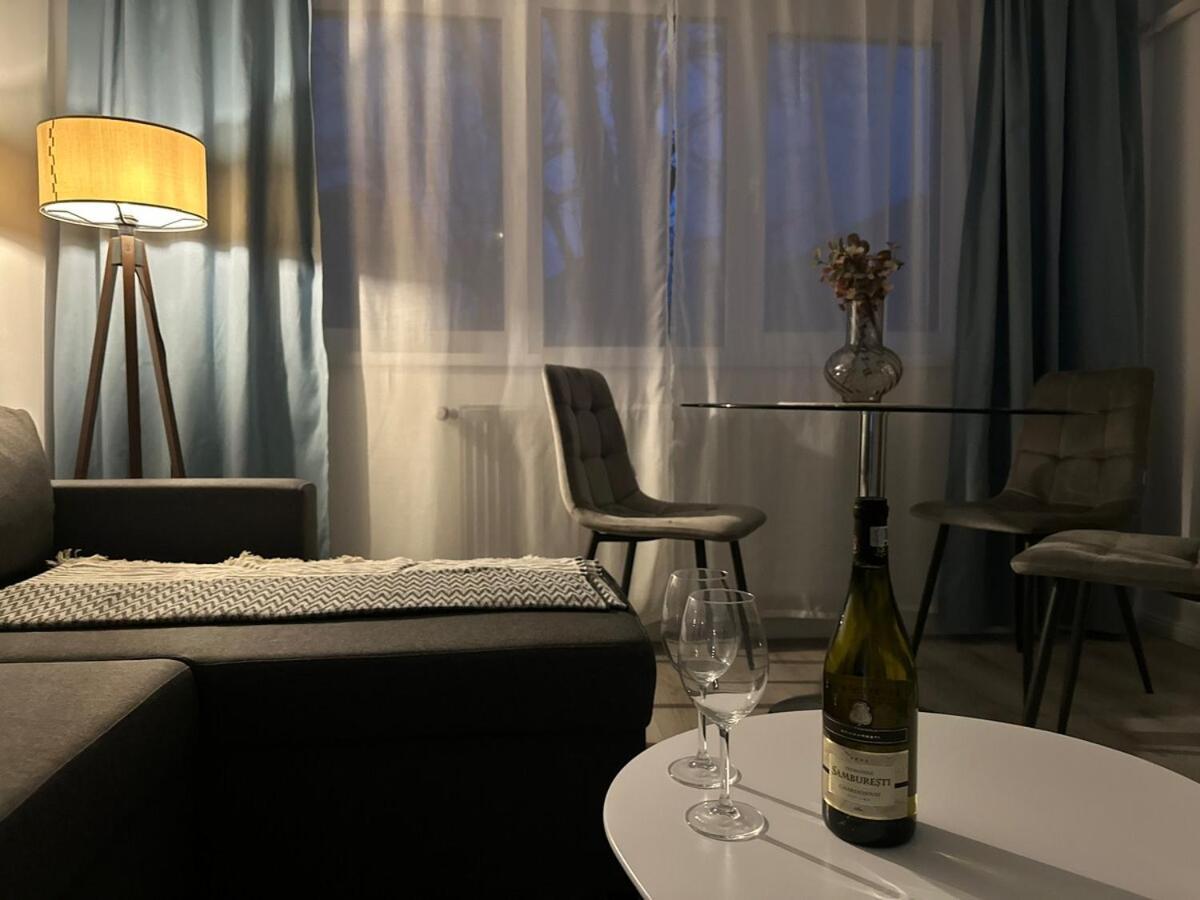 Mainstreet Freeparking Apartament *